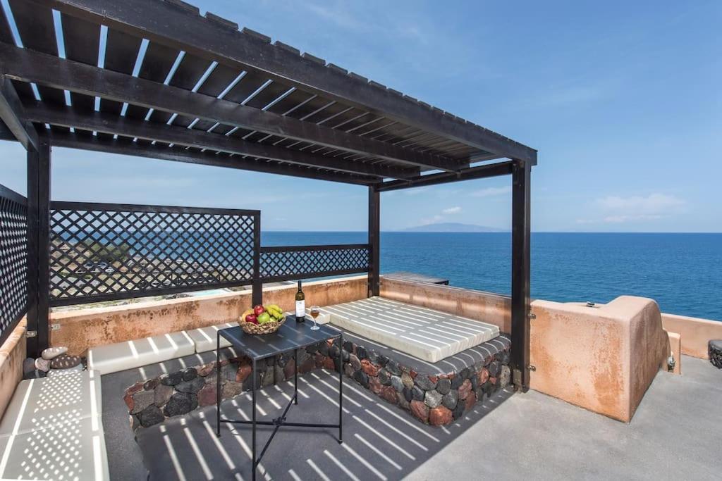 Ramni House: Private Villa With Pool By The Sea Oia  Exterior photo