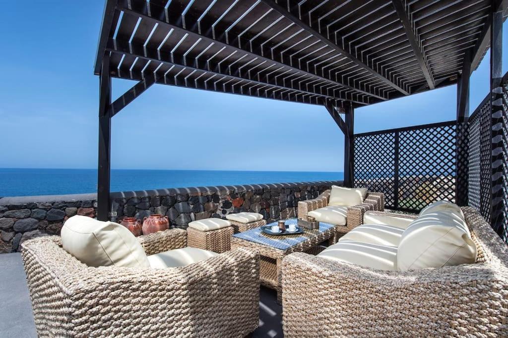 Ramni House: Private Villa With Pool By The Sea Oia  Exterior photo